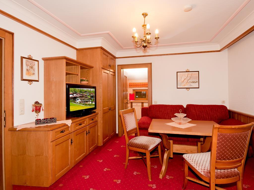 Adlerhorst , Gstan 31 Daire Finkenberg Oda fotoğraf