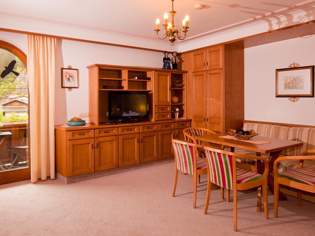 Adlerhorst , Gstan 31 Daire Finkenberg Oda fotoğraf